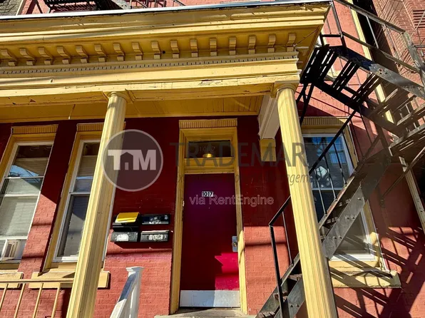 1017 Lehman St APT 2, Lebanon, PA 17046