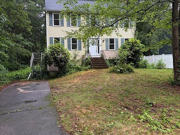 2nd image of 27 Margaret Dr