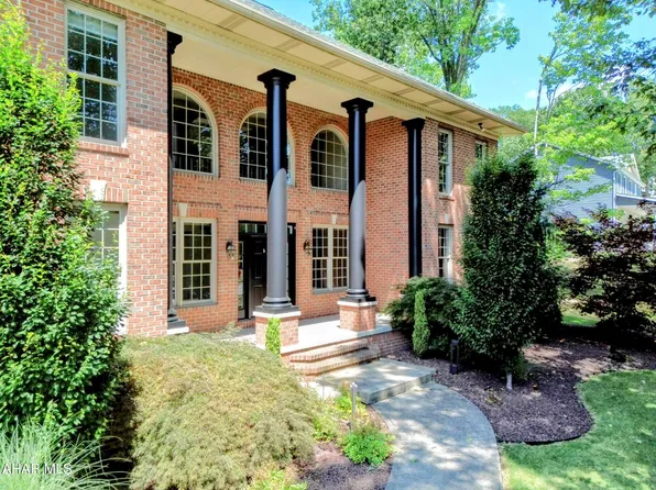 345 Oriole Dr, Hollidaysburg, PA 16648