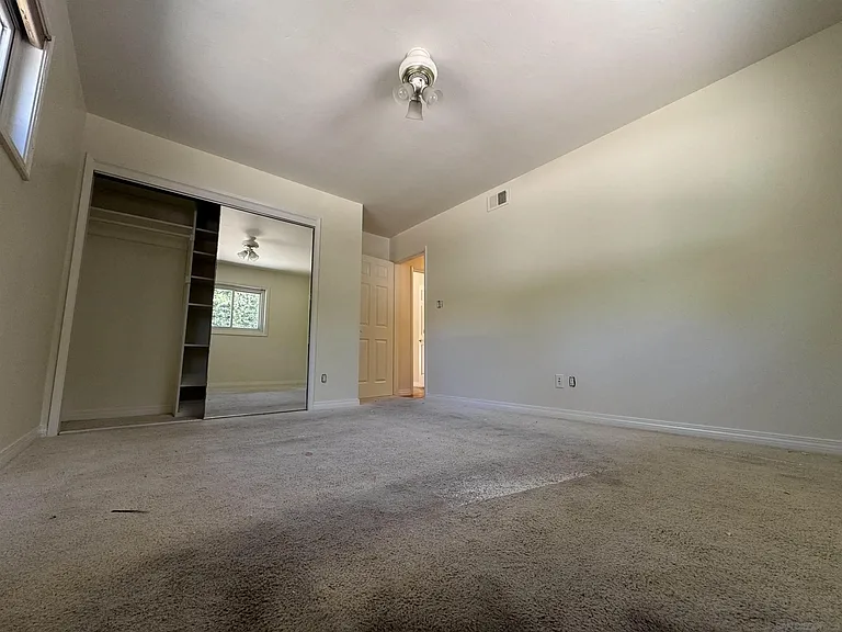 3722 Del Mar Ave — Photo 12