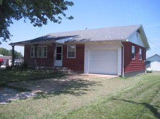 18975 4th Ave, Wheatland, MO 65779