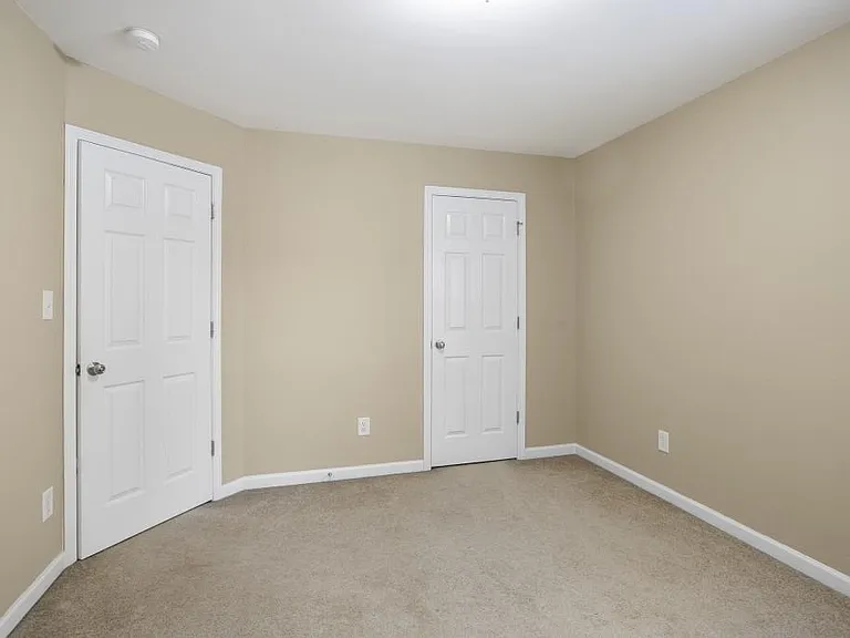434 Reynoldston Way — Photo 13