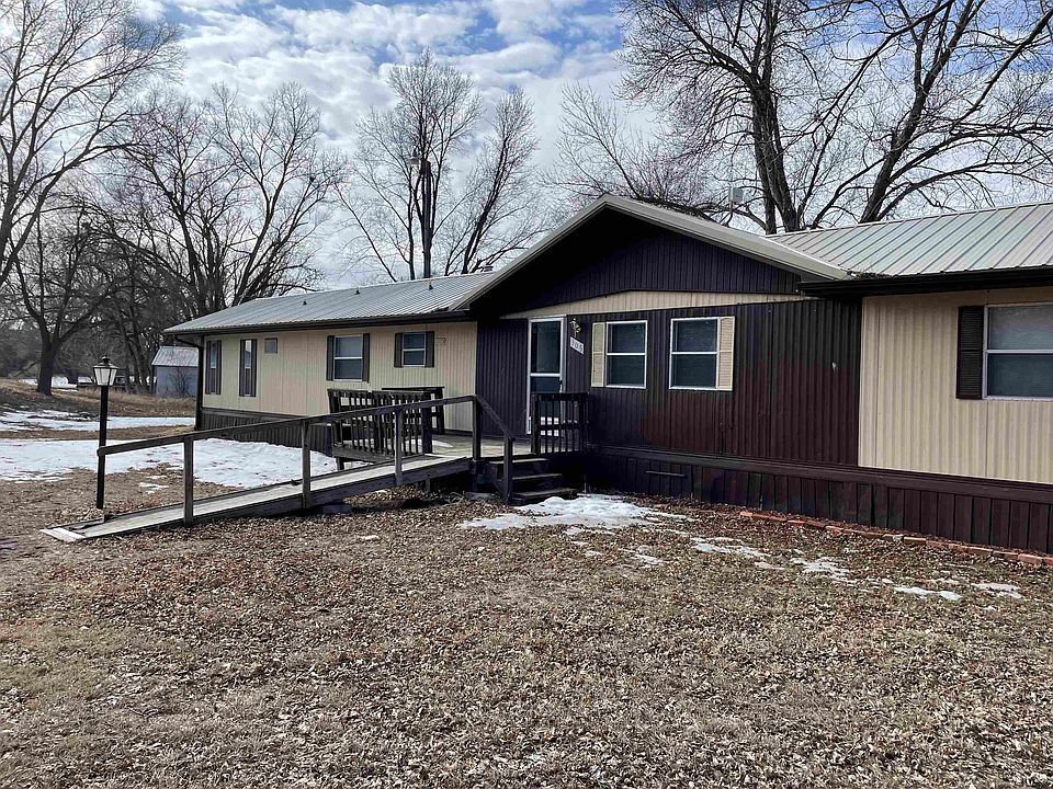 1st image of 305 E Sanders