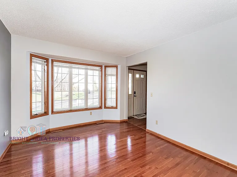 631 Eagle Ridge Rd — Photo 5