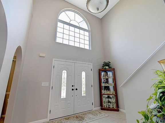 4th image of 101 Deer Path Ct N
