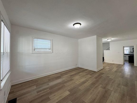 2nd image of 1357-59 N 6th St