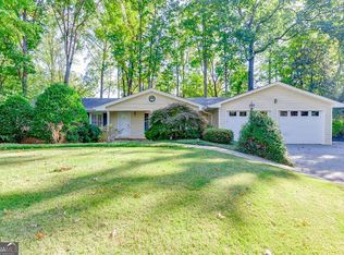 130 Bonnie Ln, Atlanta, GA 30328