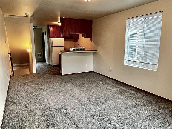 3rd image of 3316 S 43rd St #A