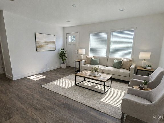 3rd image of 1624 Palm St Unit 199