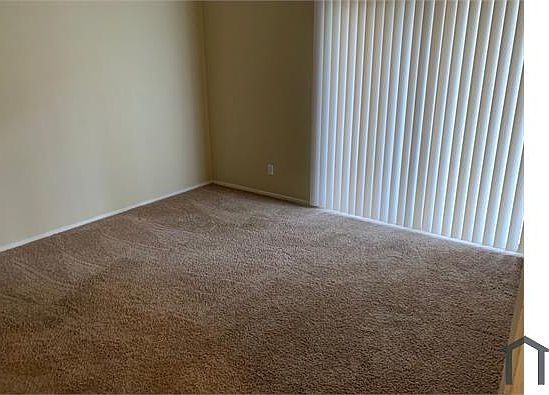 4th image of 1900 N Torrey Pines Dr Unit 116