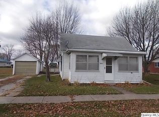 307 N Worrell St, Bowen, IL 62316