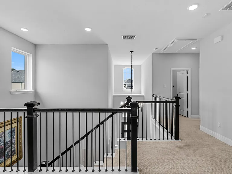 10588 Born Free Rd — Photo 35