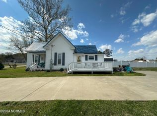 2115 New Hope Rd, Hertford, NC 27944