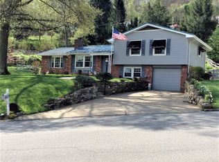 114 Elm Crest Dr, Wheeling, WV 26003