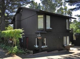1 Lodge Ct, Oakland, CA 94611