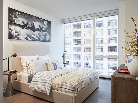 3rd image of 500 Lake Shore Dr #2606