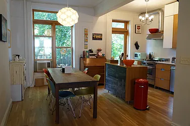 Rented by Alexandra Ferguson, LREB