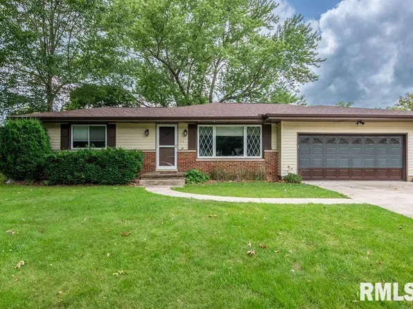 2721 S Tiara Stri, Peoria, IL 61607