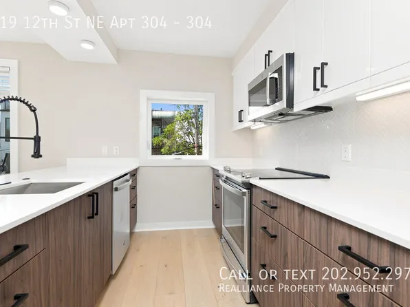 919 12th St NE Unit 304, Washington, DC 20002