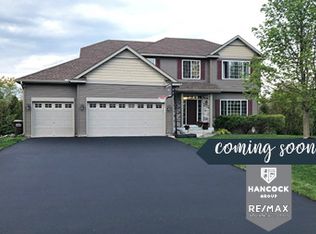 306 Lilium Cir, Watertown, MN 55388