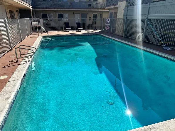 Saticoy Two Carriage House LLC, 21900 Saticoy St APT 5, Canoga Park, CA 91304