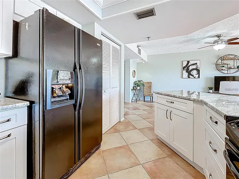 1750 Harbor Pl S #104 — Photo 15