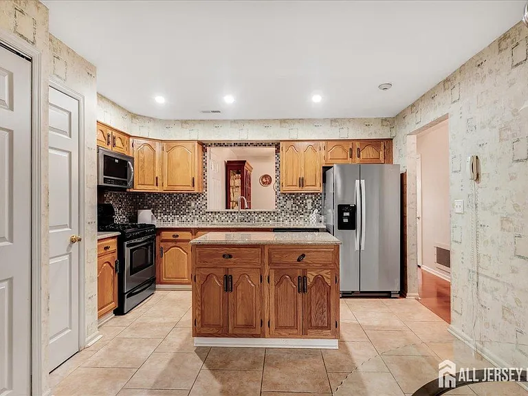 38 Rutland Ln #C — Photo 4