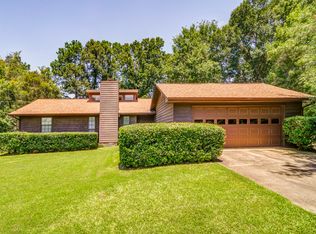 40 Stokes Dr, Stockbridge, GA