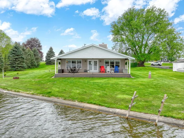 351 Moser Dr, Bronson, MI 49028