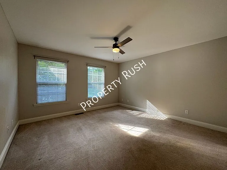 196 Blue Heron Dr — Photo 41