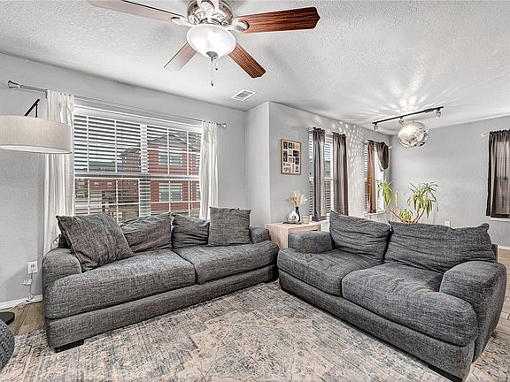 5th image of 2827 W Cottonwillow Way