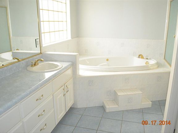 5th image of 4410 Bridget Ln