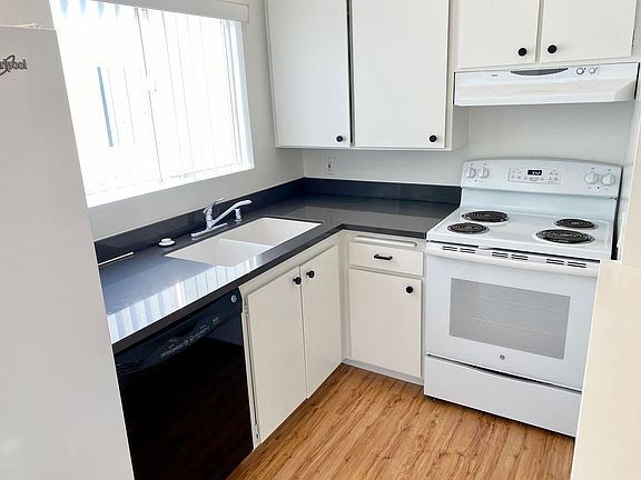 4th image of 1454 Monterey Blvd APT 107