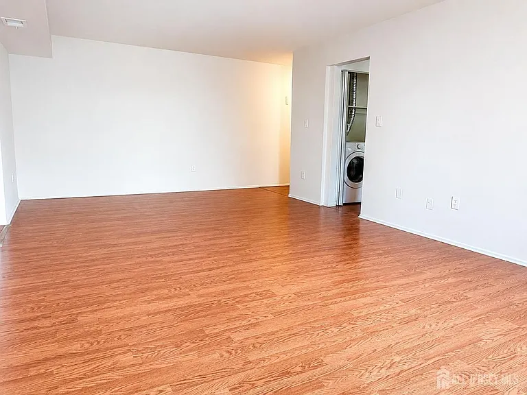 1728 Raspberry Ct — Photo 4