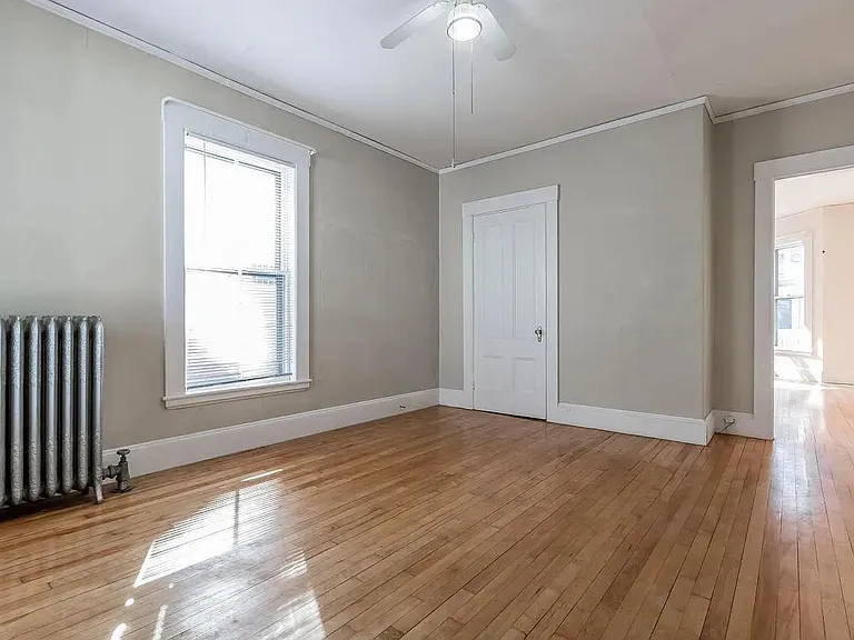 24 Lamb St #1 — Photo 2
