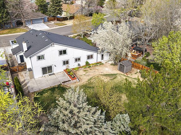 2nd image of 4760 Warren Way