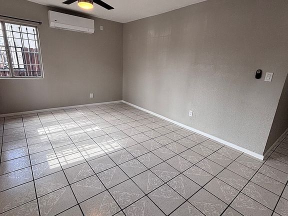5th image of 131 E 82nd Pl #1