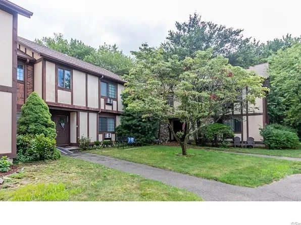 348 Foxwood Lane #348, Milford, CT 06461