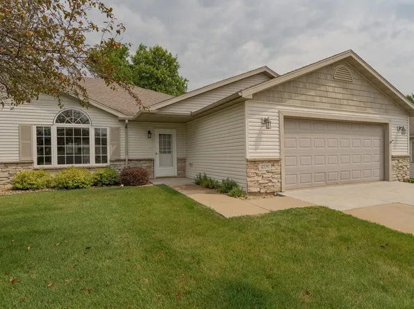 4539 Meadow Lakes Ln NW, Rochester, MN 55901