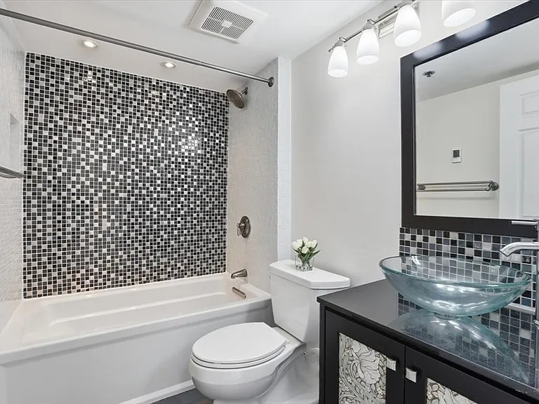 350 Revere Beach Blvd #6-6W — Photo 19
