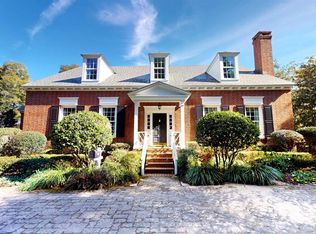 200 Carmel Dr E, Mobile, AL 36608