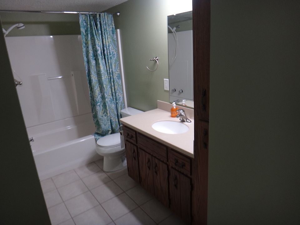 2nd image of 8322 Brunswick Ave N