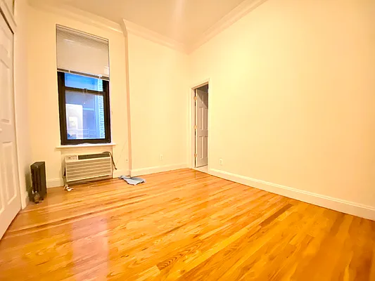 Rented by Nolita Group | media 46