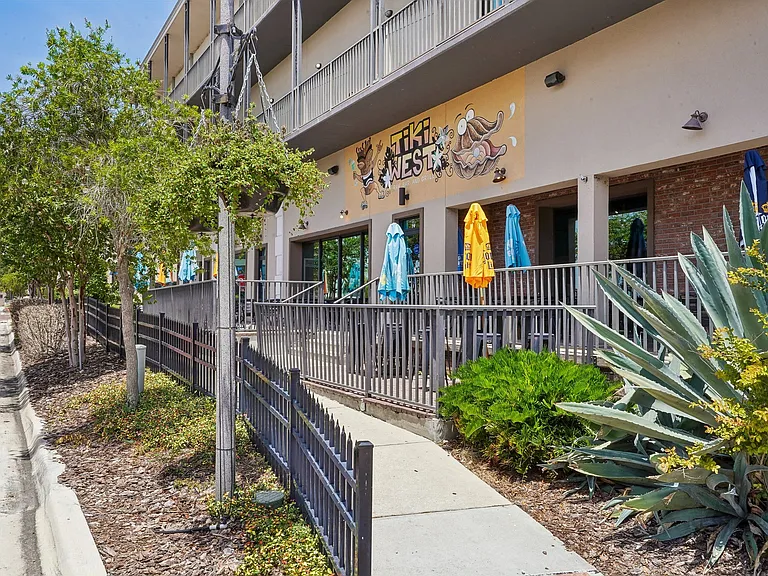 Lake Tavares Apartments — Photo 55
