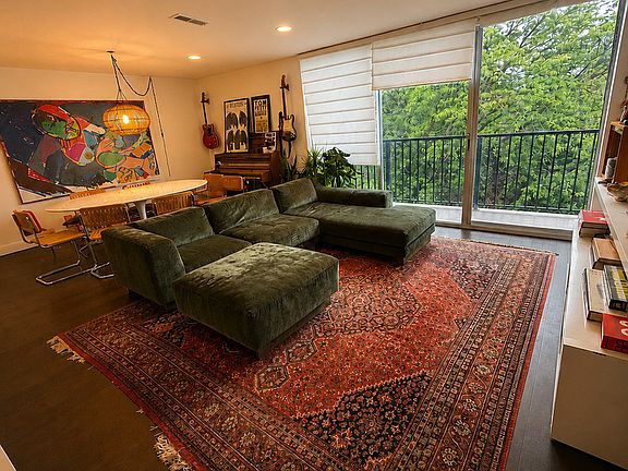 3rd image of 424 Park Ave APT 402