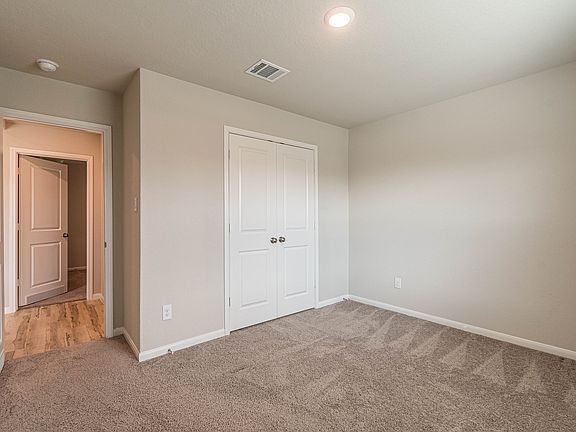 4th image of 2717 Iberia Ct