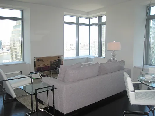 Rented by New York Residence | media 42