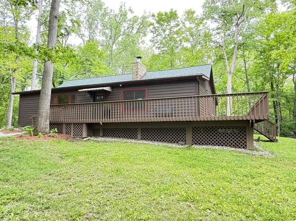 7166 Woodside Dr, Liberty, IN 47353