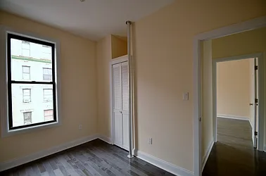 Rented by CITY SKYLINE REALTY INC