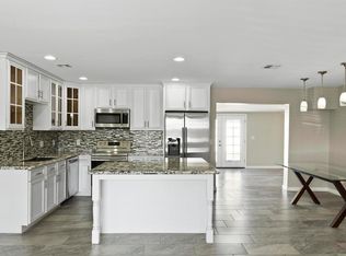 242 E Garnet Ave, Mesa, AZ 85210